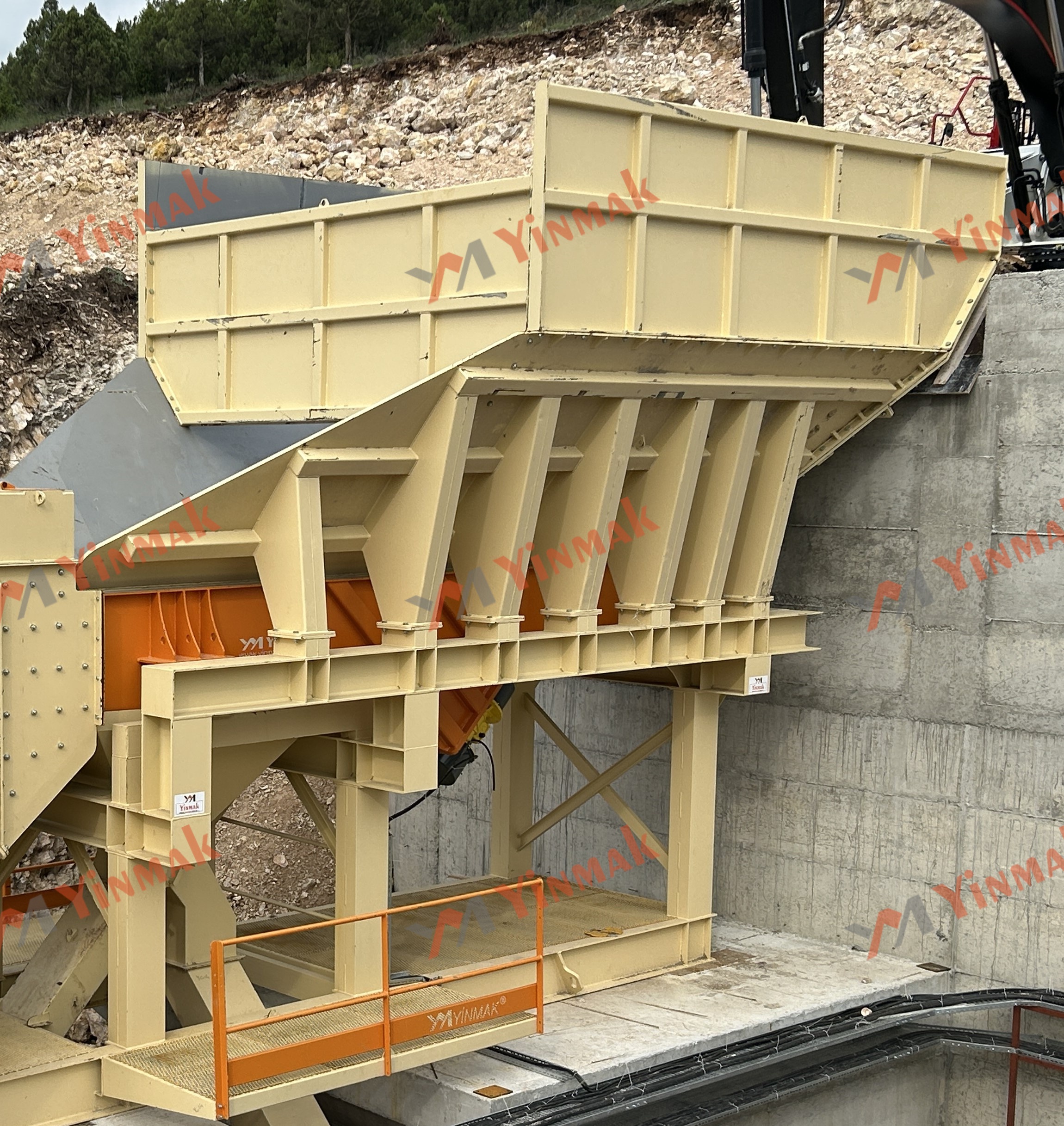 Titreşimli Izgaraları Besleyiciler - Resim 1