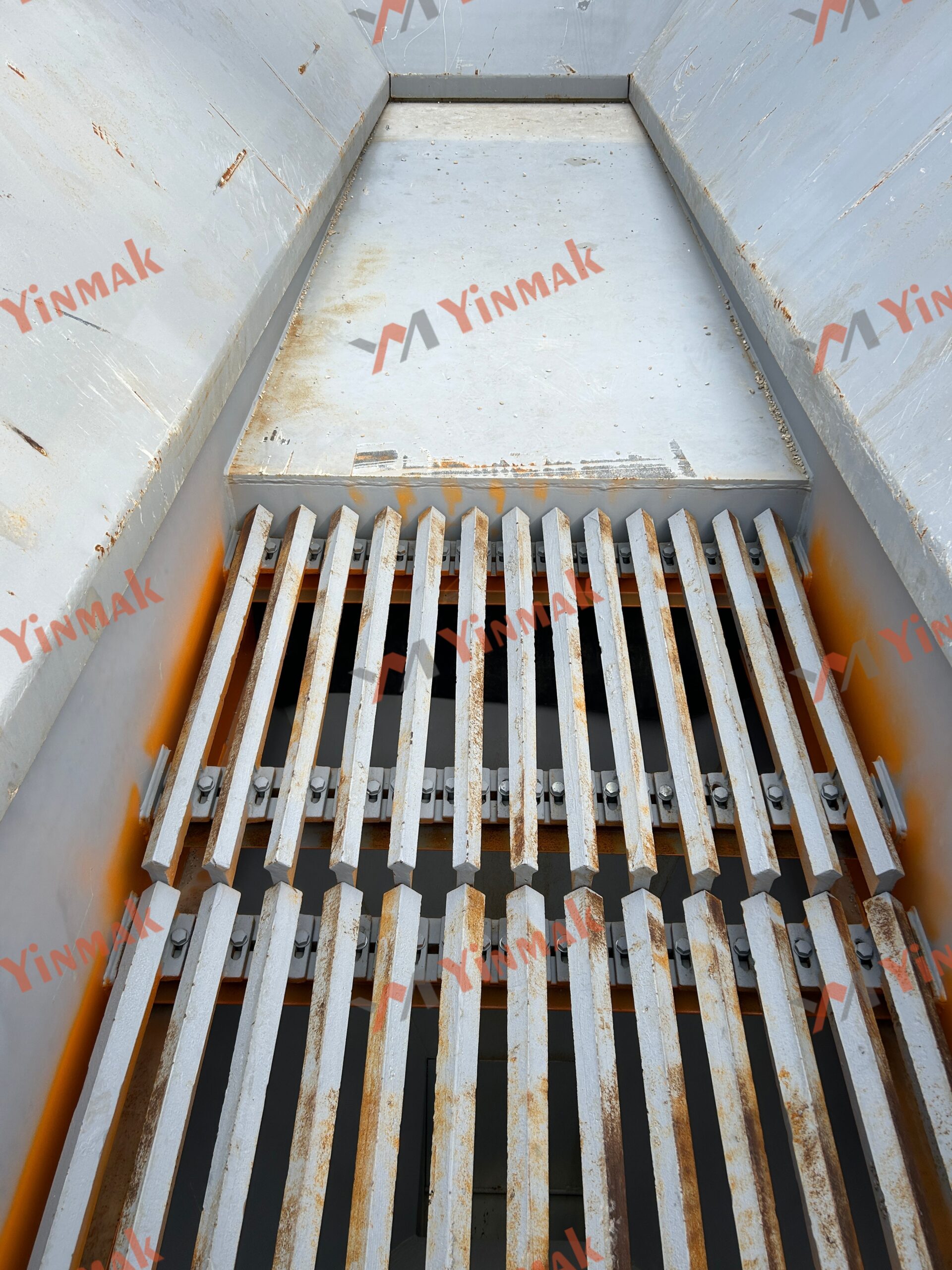 TİTREŞİMLİ  IZGARALI BESLEYİCİLER