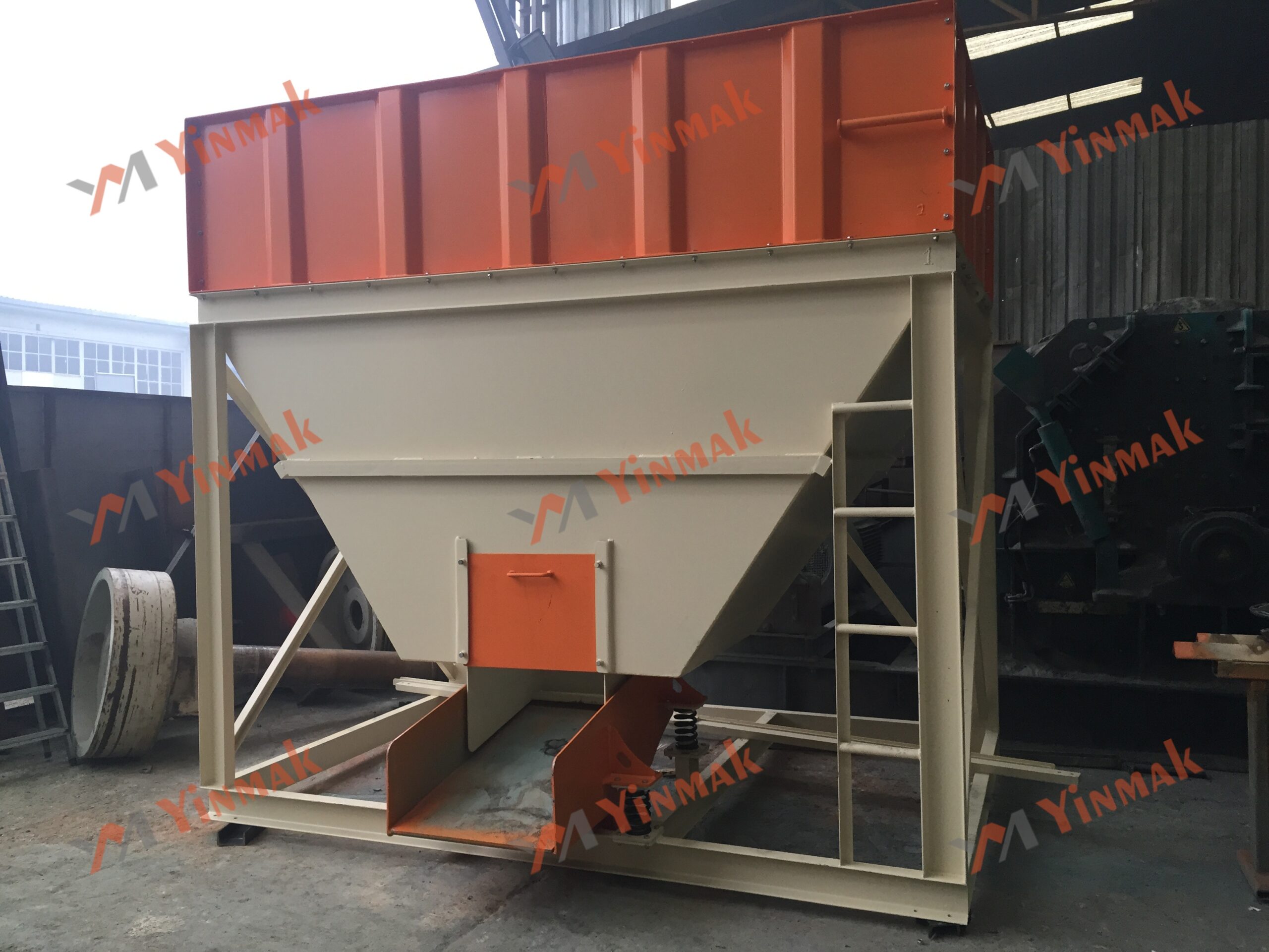 Titreşimli Bunker Besleyiciler - Resim 2