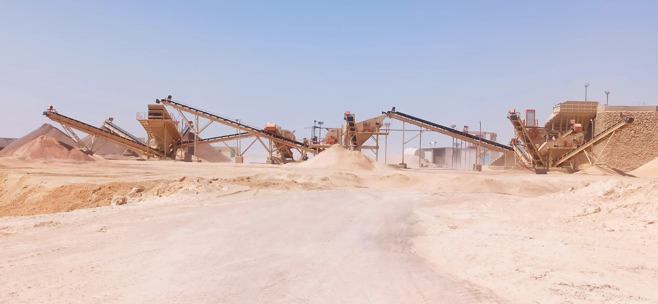 200 - 250 Ton Saat Sabit Kırma Ve Eleme Tesisi - 3