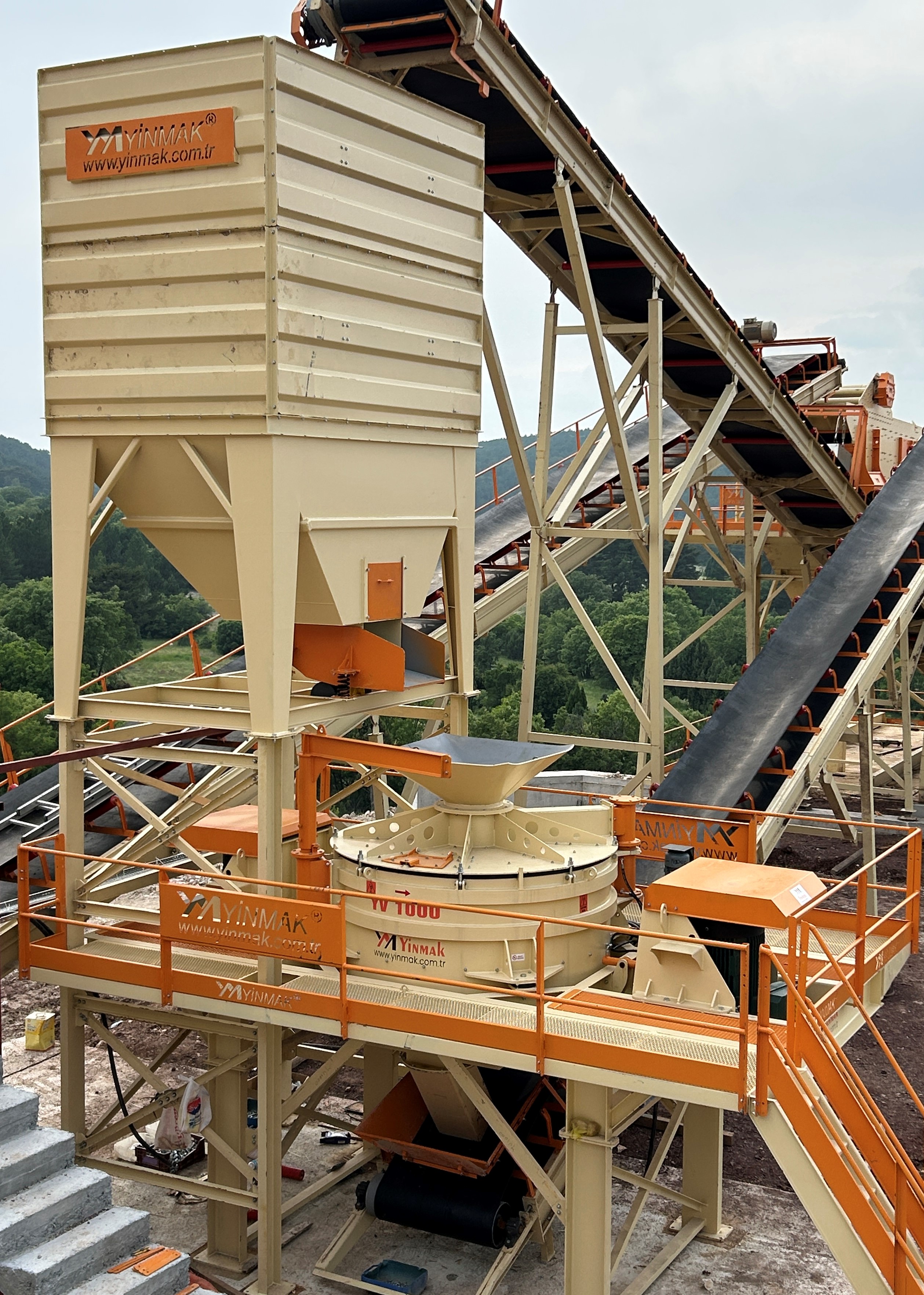 Dik Milli Darbeli Kırıcı YVI